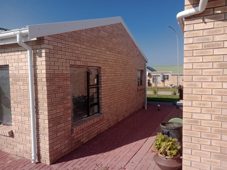 2 Bedroom Property for Sale in C Place Eastern Cape